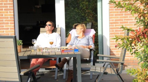 terras beneden met struik (Medium).JPG