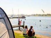 Kamperen op De Paardekreek.jpg