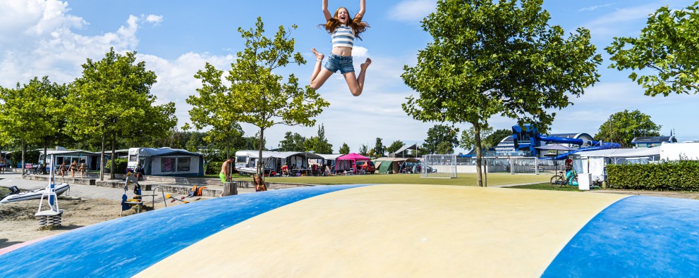 Airtrampoline2