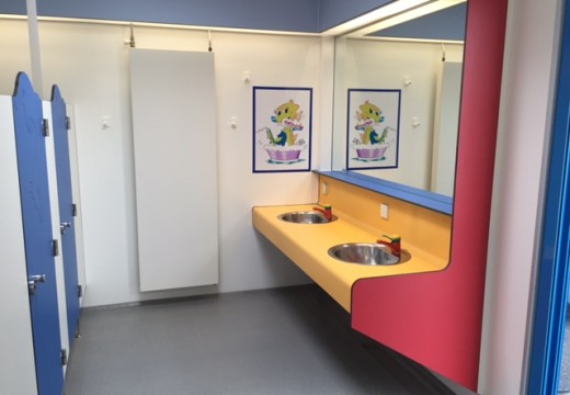 kindersanitair.JPG